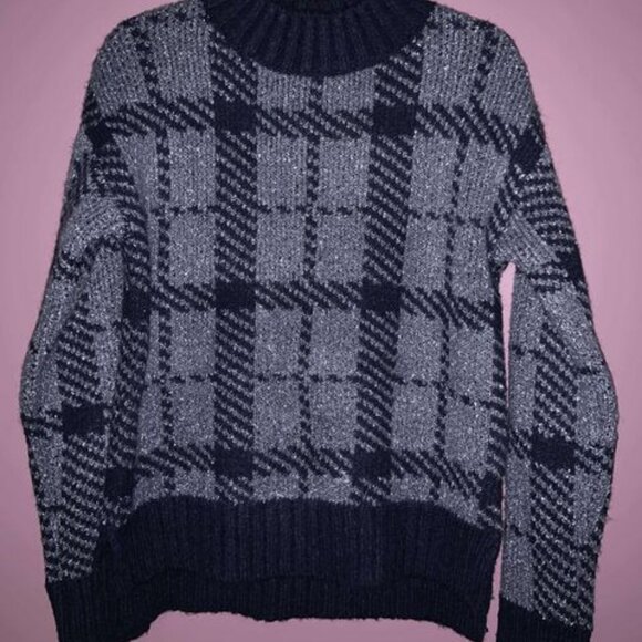 RW&CO Long-Sleeve Sweater - Picture 2 of 3